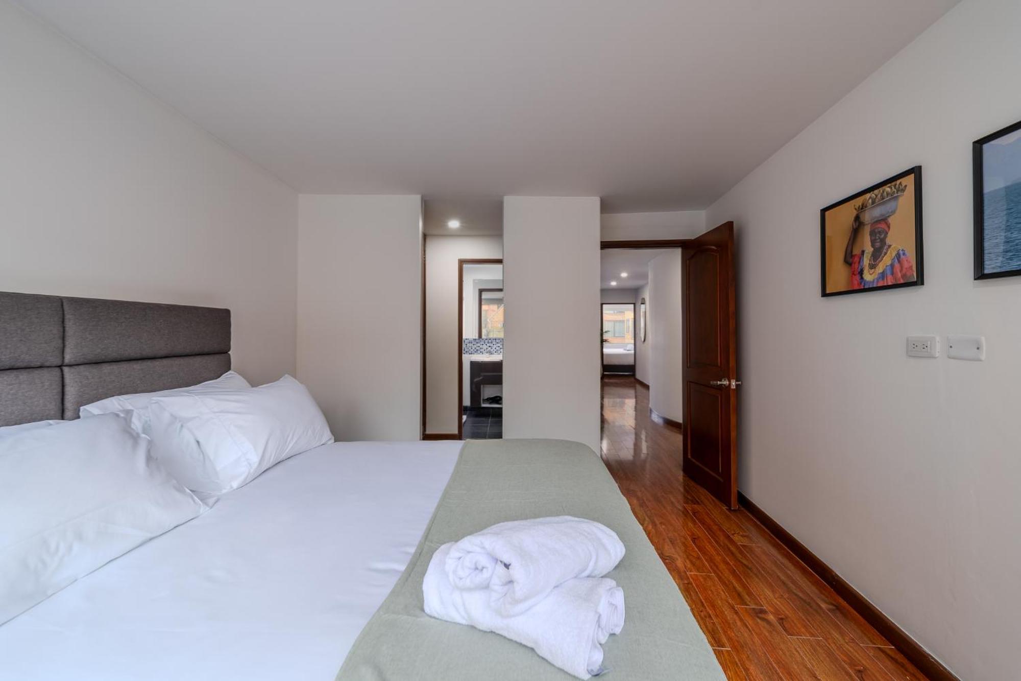 10.73 Flats X Ahead Apartment Bogota Ngoại thất bức ảnh