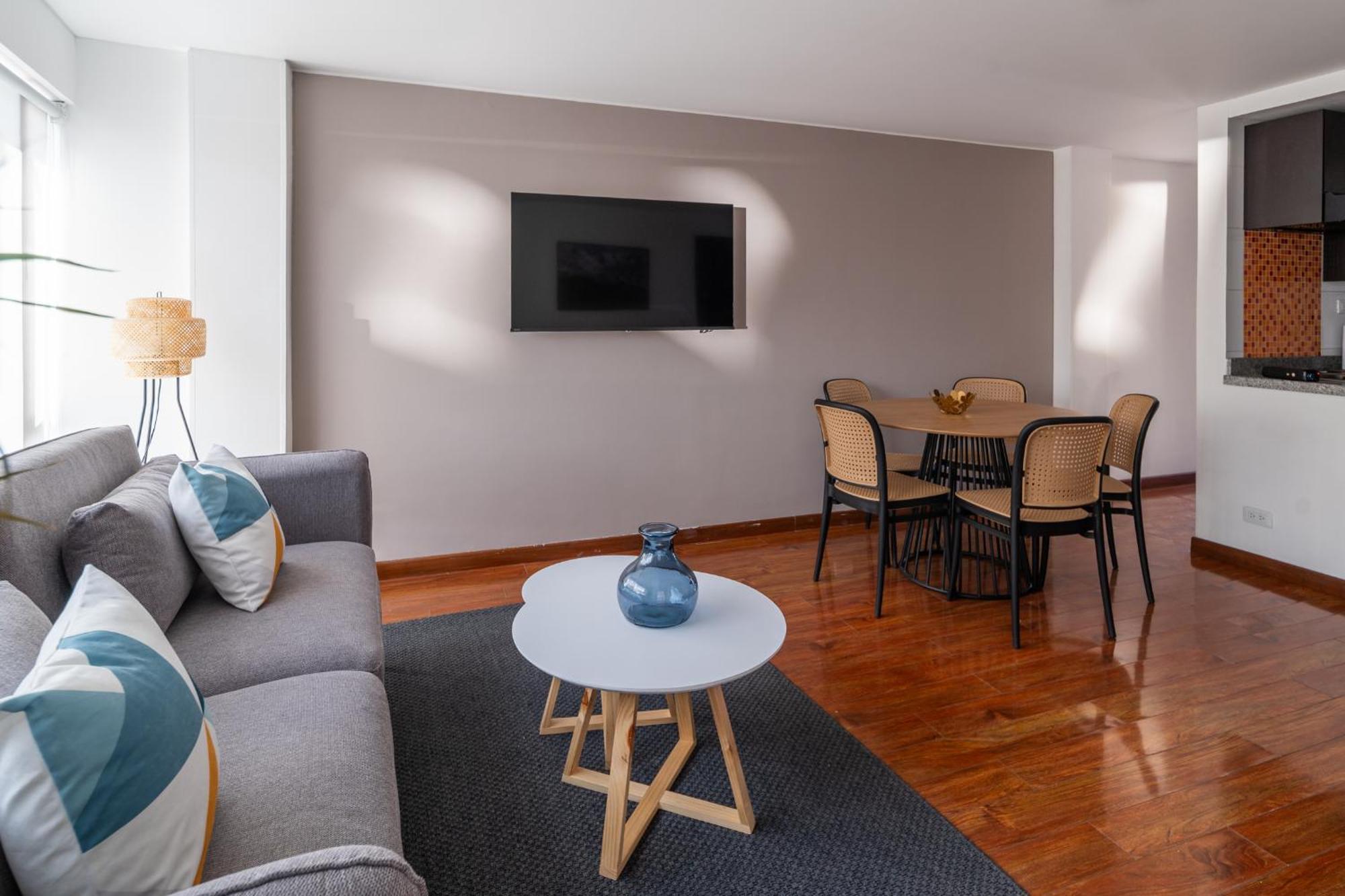 10.73 Flats X Ahead Apartment Bogota Ngoại thất bức ảnh